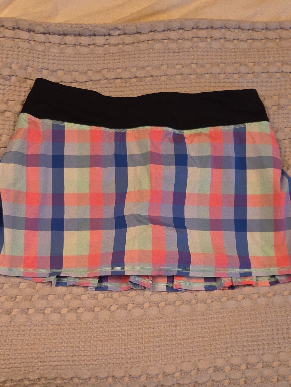 Lululemon Plaid Tennis Skirt with Black Waistband - Size 8